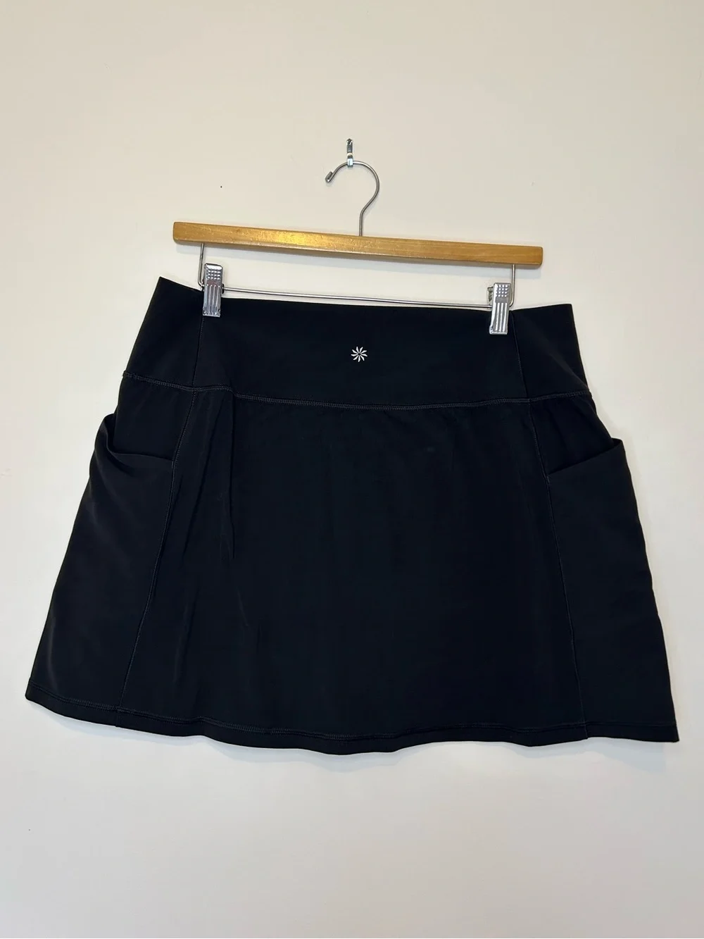 Athleta Salutation Stash Pocket Skort 14.5” Black XL Athletic Tennis Skirt